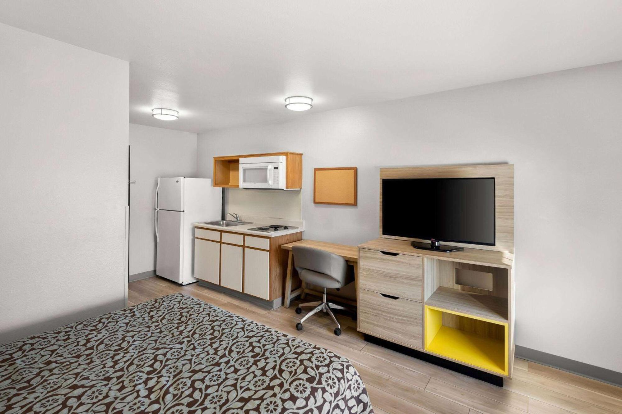 Days Inn & Suites By Wyndham Rochester South Luaran gambar