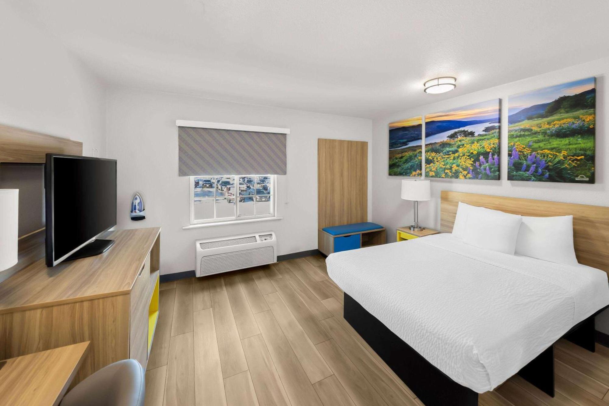 Days Inn & Suites By Wyndham Rochester South Luaran gambar