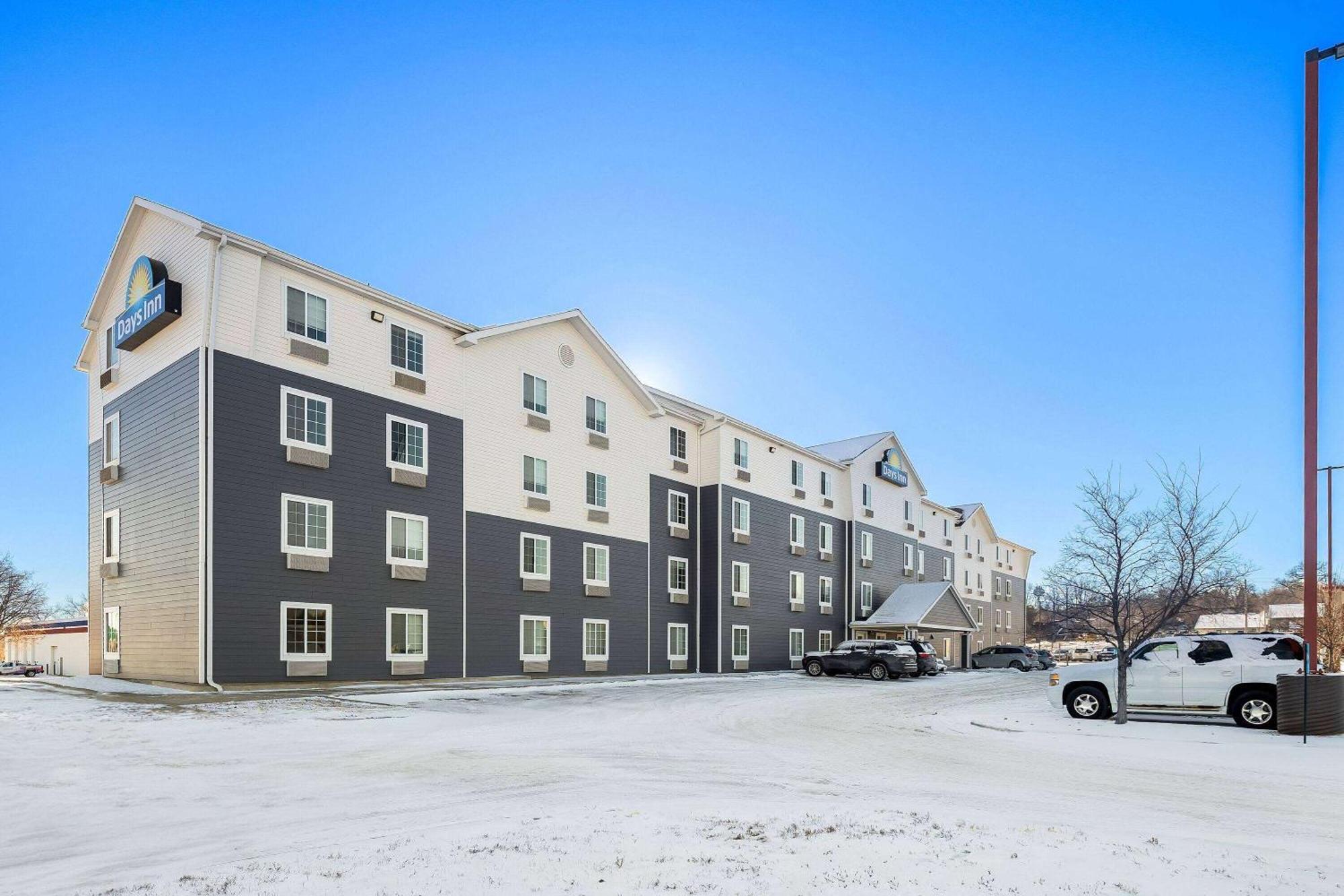 Days Inn & Suites By Wyndham Rochester South Luaran gambar