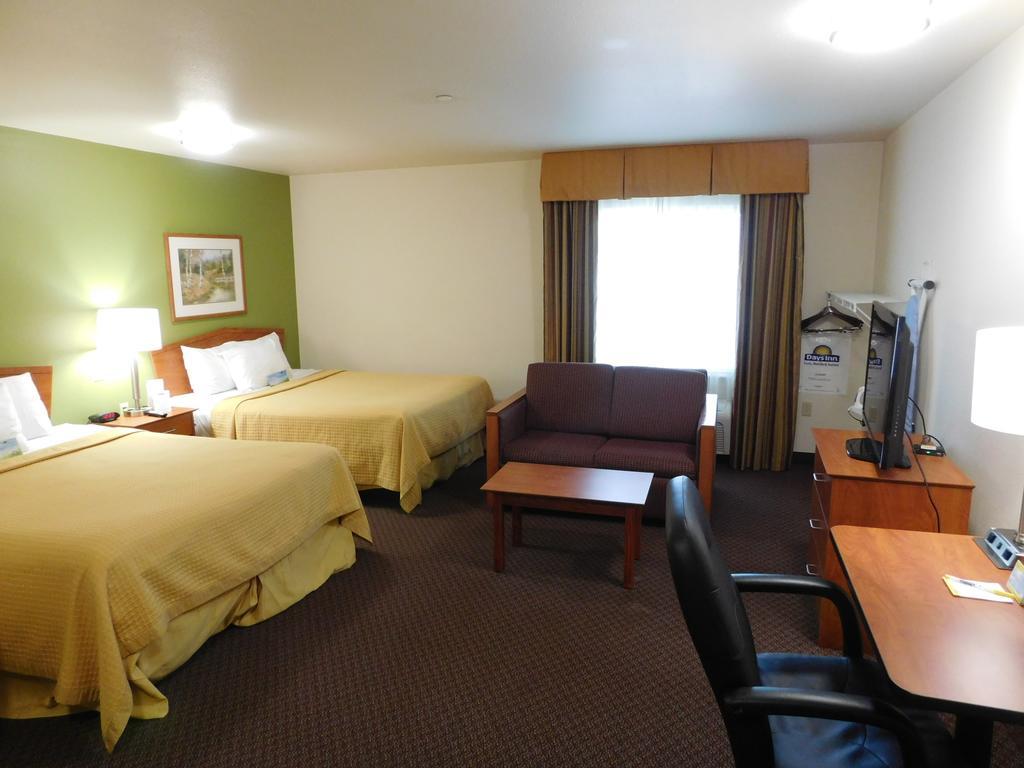 Days Inn & Suites By Wyndham Rochester South Luaran gambar