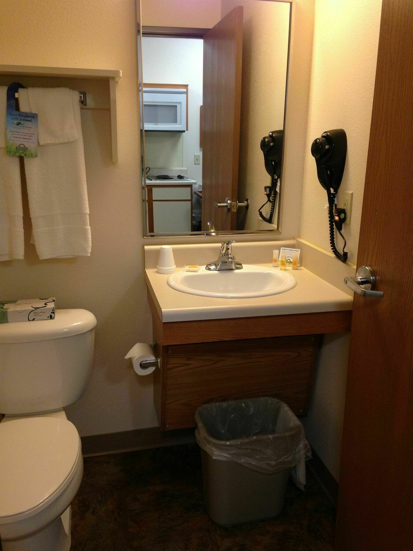 Days Inn & Suites By Wyndham Rochester South Luaran gambar