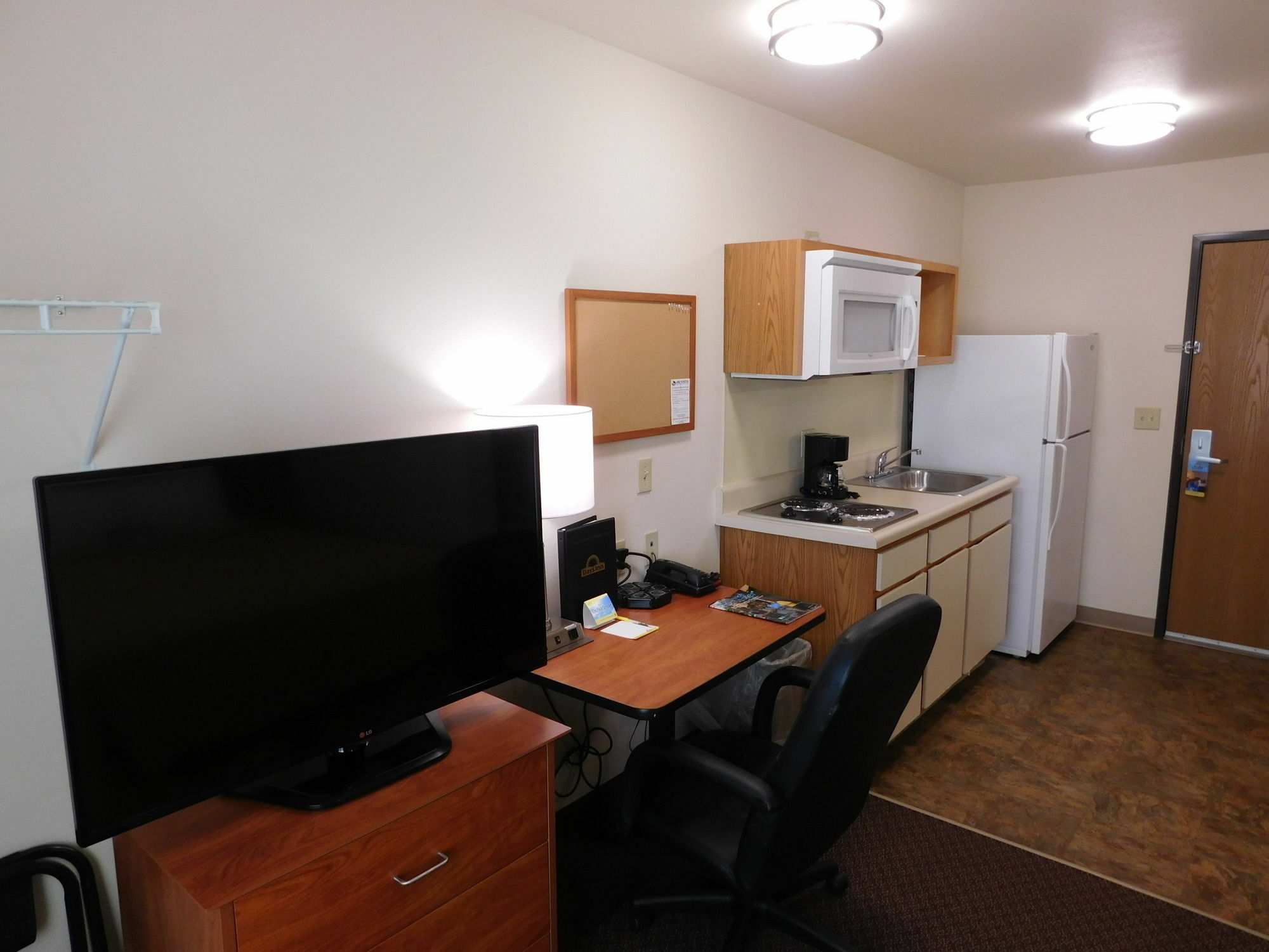 Days Inn & Suites By Wyndham Rochester South Luaran gambar