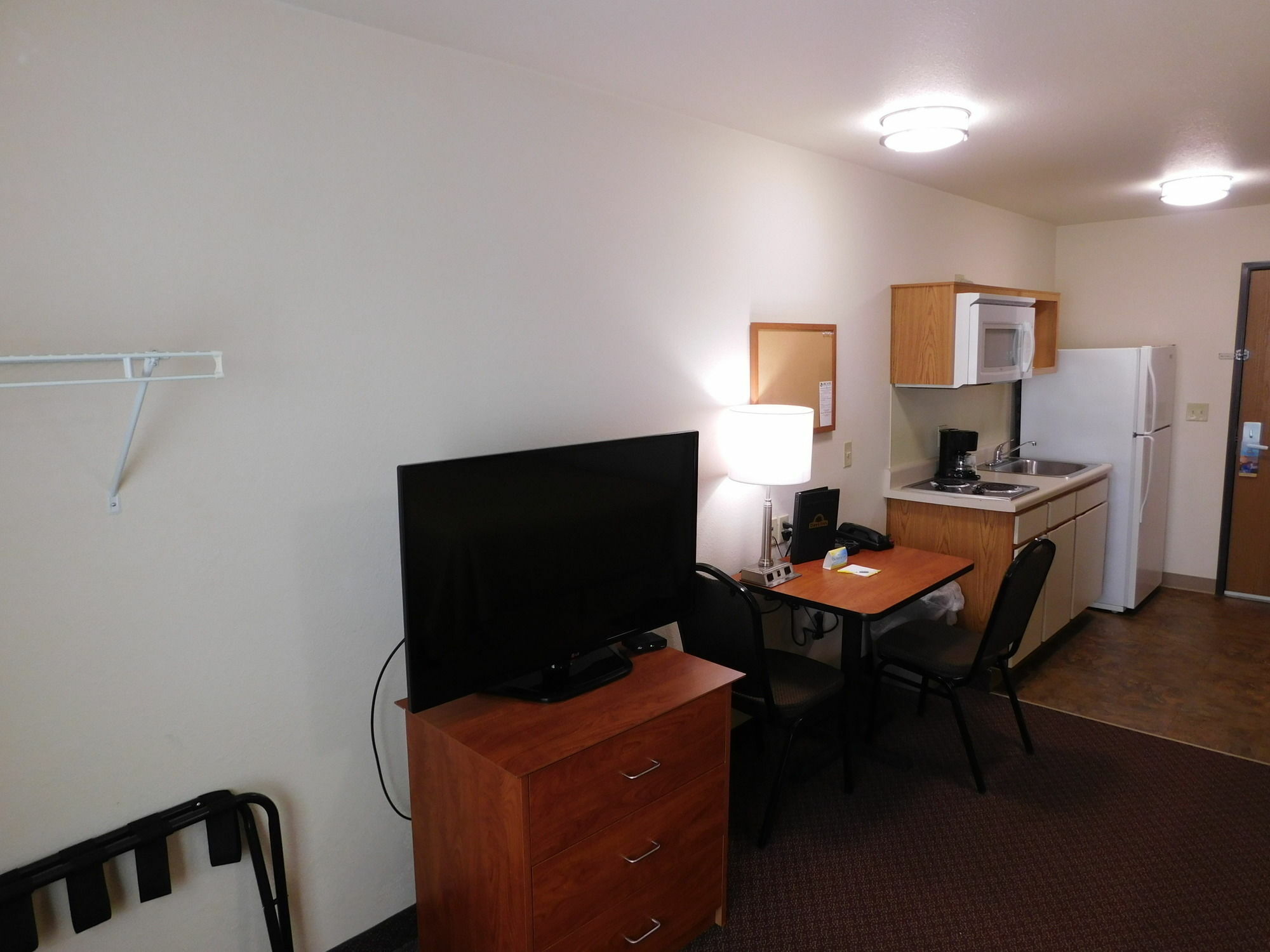 Days Inn & Suites By Wyndham Rochester South Luaran gambar