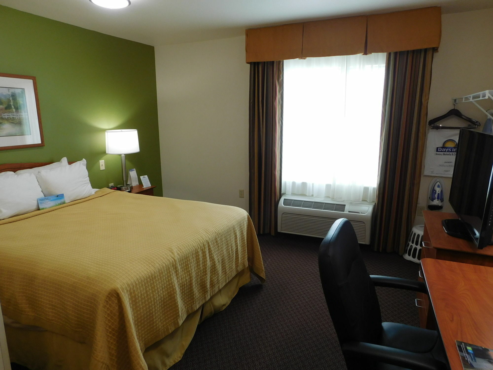Days Inn & Suites By Wyndham Rochester South Luaran gambar