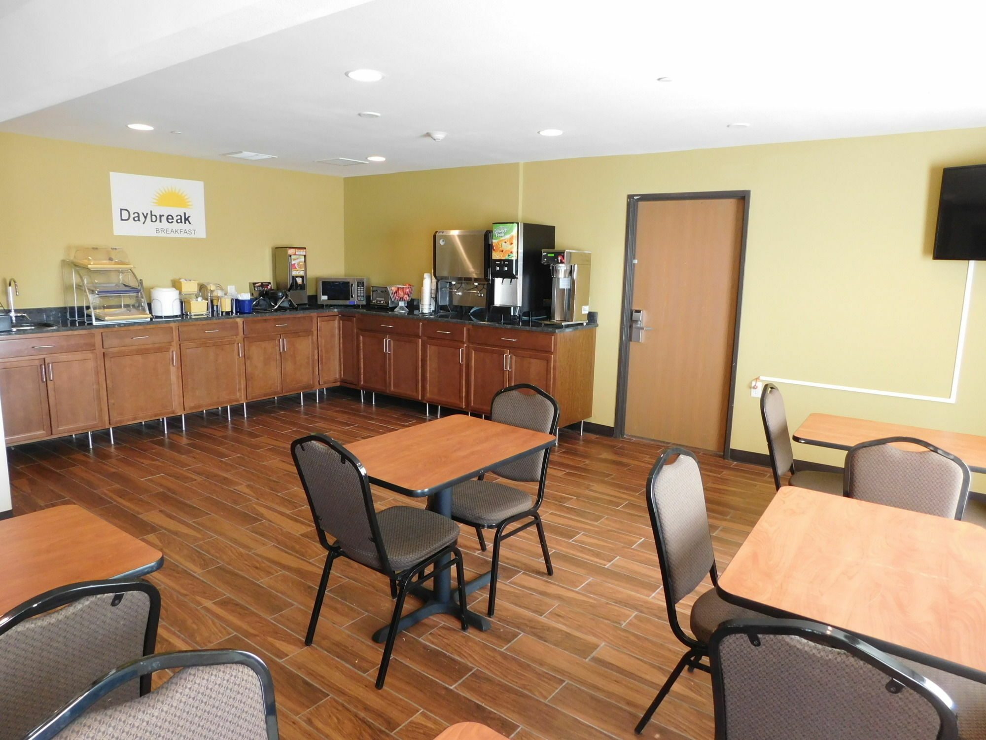 Days Inn & Suites By Wyndham Rochester South Luaran gambar